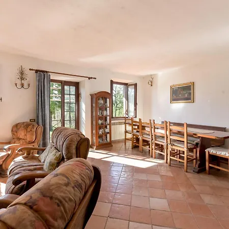 Romiccioli By Interhome Feriehus